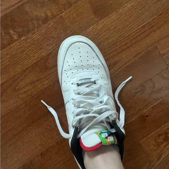 Nike Air Force - Picture 2 of 4